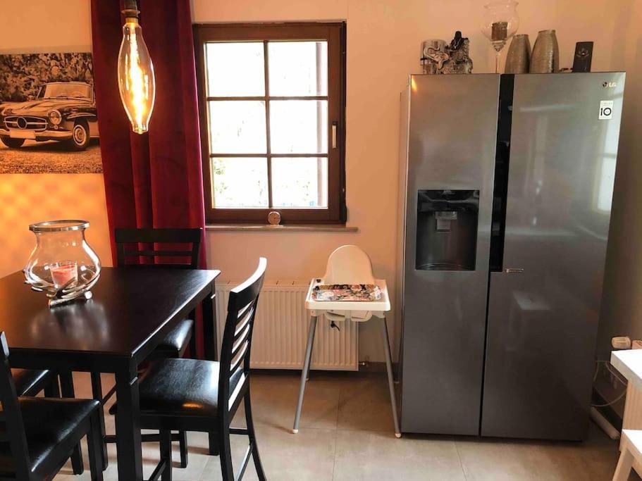 Willkommen Im Casa Felice, Der Wohlfuehl Oase Mit Balkon, 4 Betten Und Homeoffice Platz Aidlingen Exterior foto